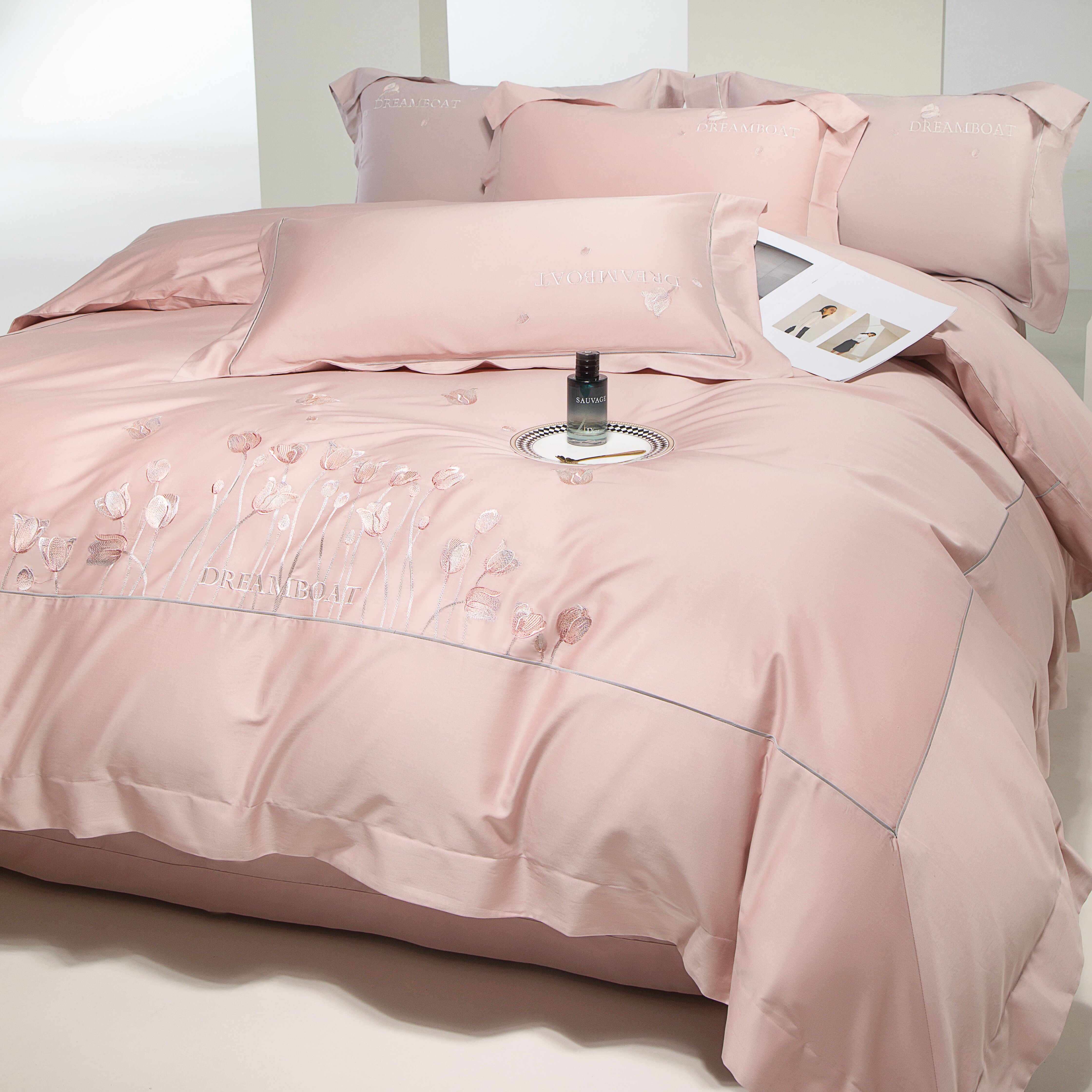 【 密语 2025新款 】四季款 高端贡缎全棉 绣花工艺四件套