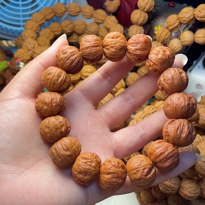 工***神核桃磨盘小飞碟小秋子