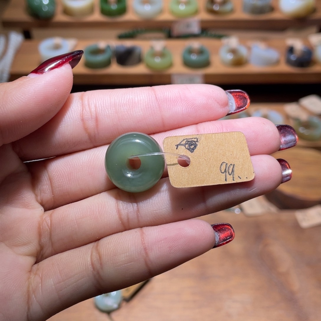 和田玉颈饰未镶嵌默***喜