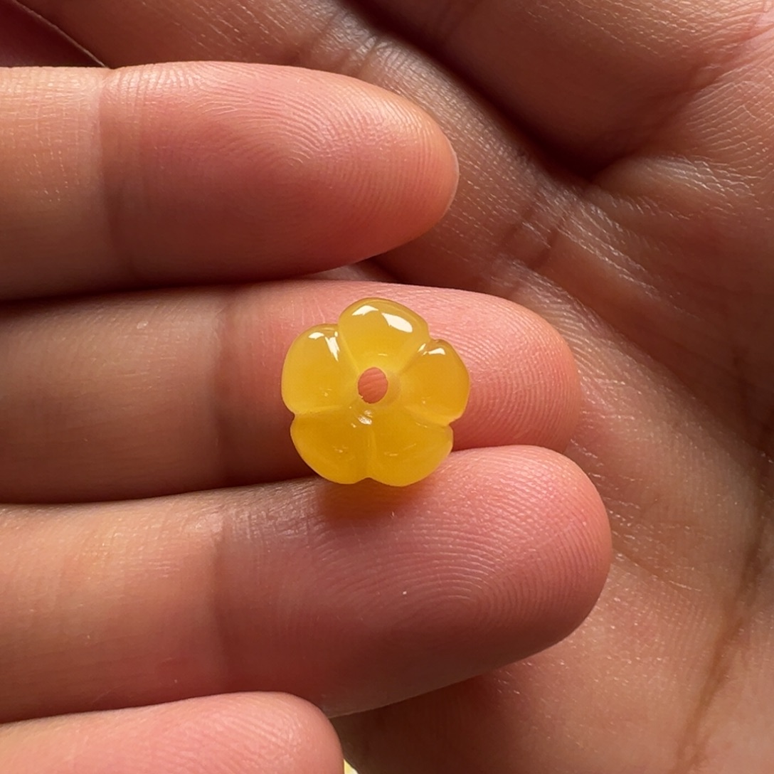 蜜蜡颈饰未镶嵌五瓣花
