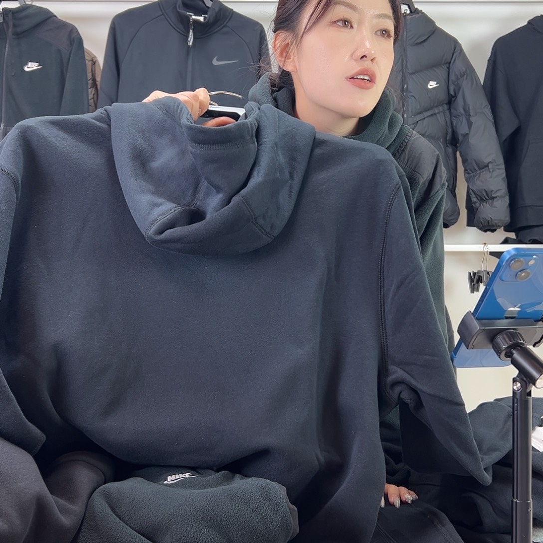 梅***子3105卫衣XL码不退换