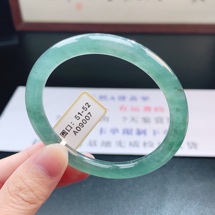 翡翠未镶嵌手镯翡翠手镯91