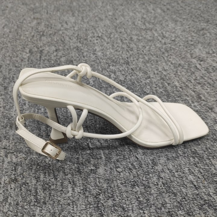 L-161-180-25款时尚休闲百搭外穿时装凉鞋女鞋