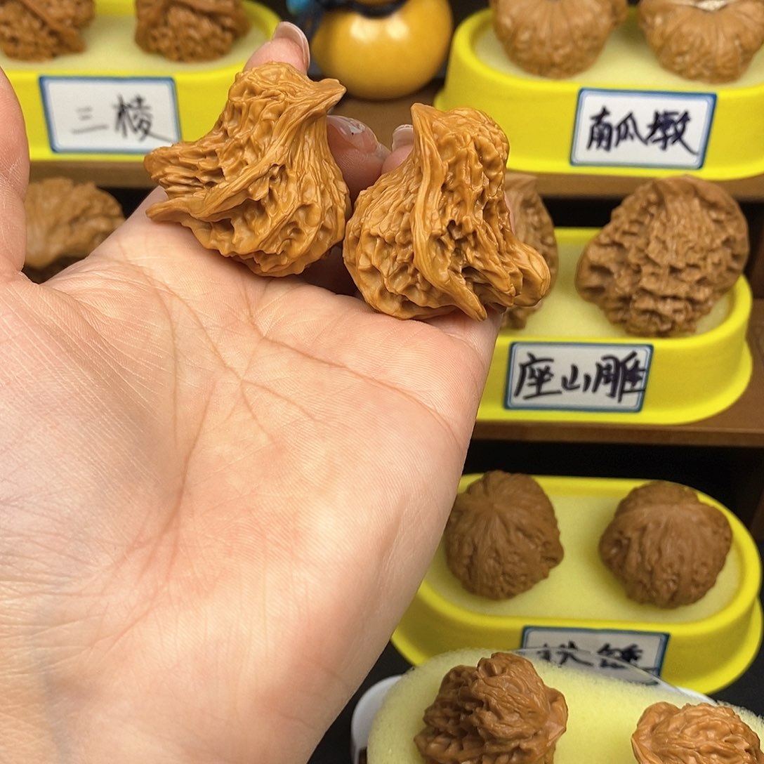 核桃小鸟 文玩/木作/... 文玩把件