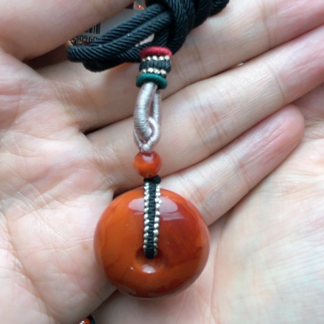 南红玛瑙颈饰未镶嵌