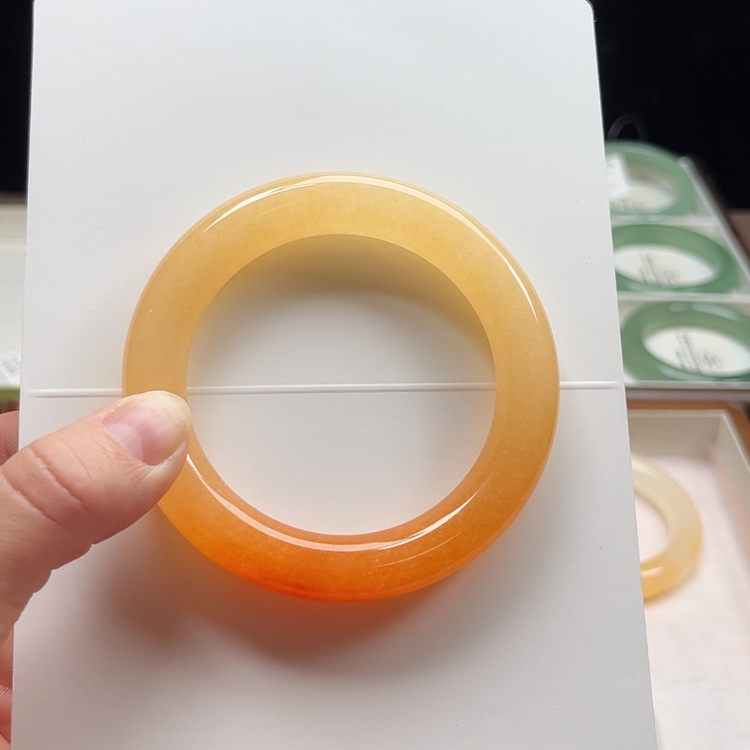 ****@石英质玉未镶嵌手镯