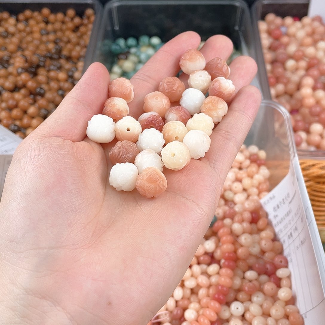 白玉菩提吊坠q12mm 20 莲花