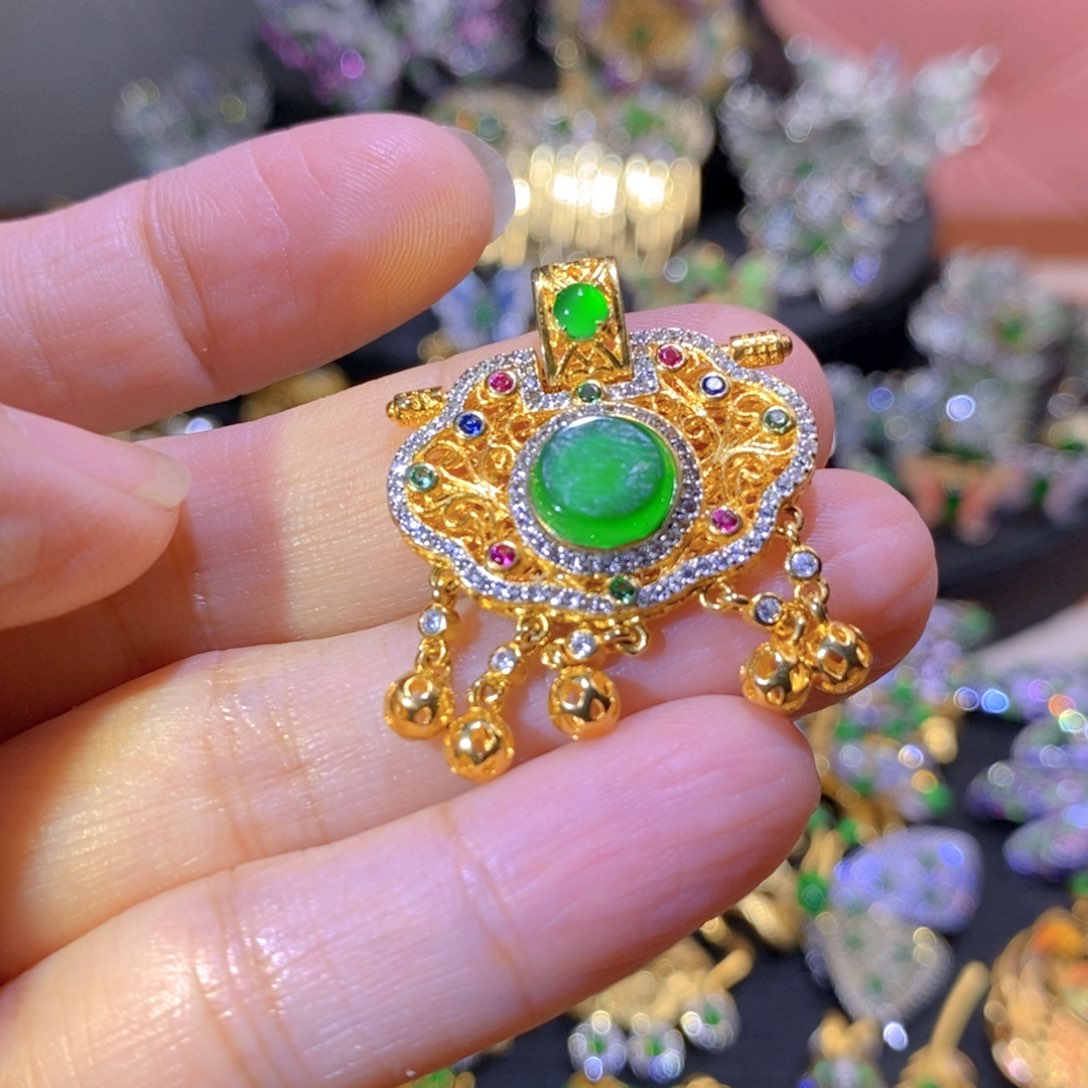 吊坠(不含链)银S925镶嵌翡翠