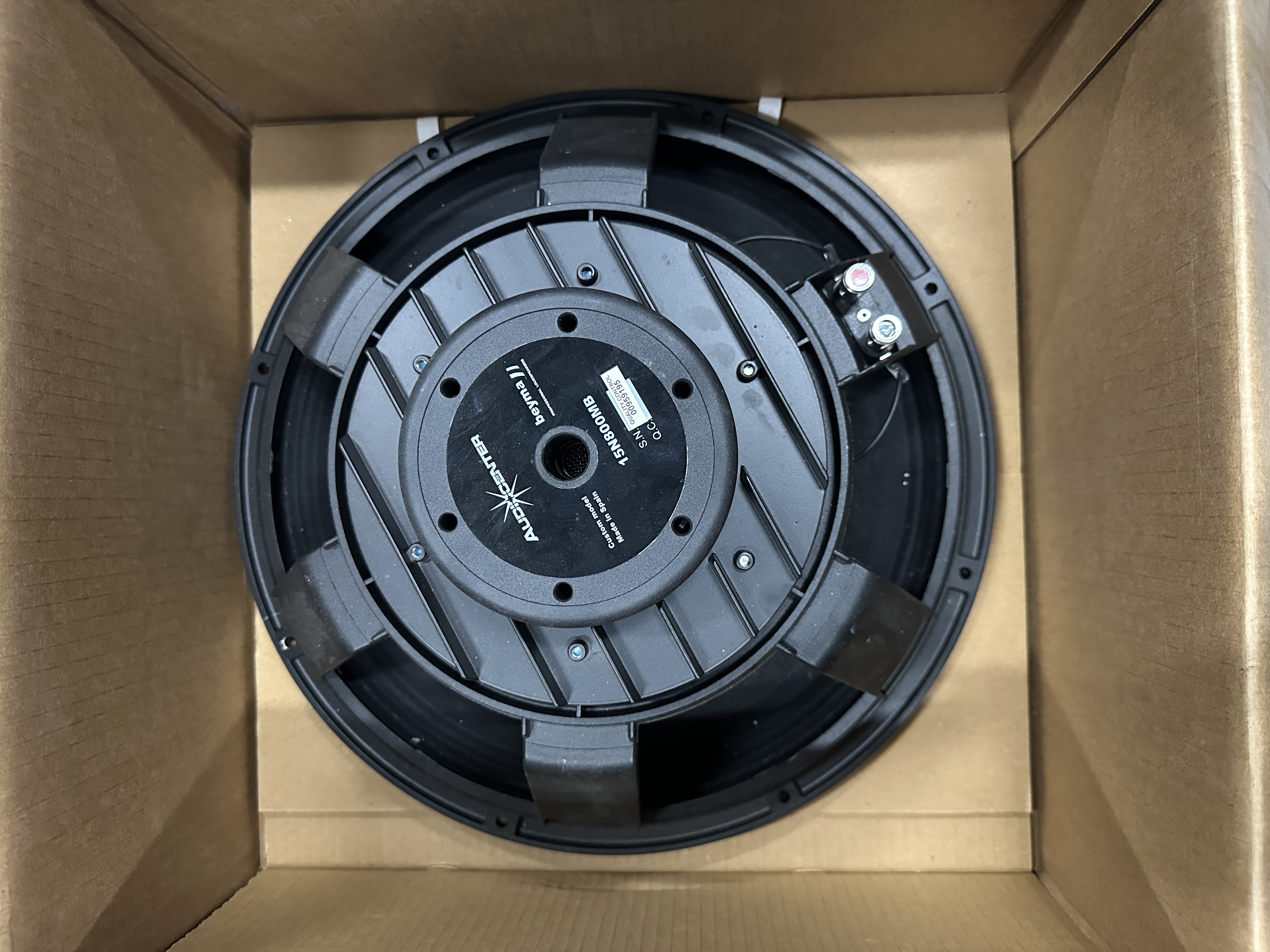 15寸钕磁低音喇叭8欧800W