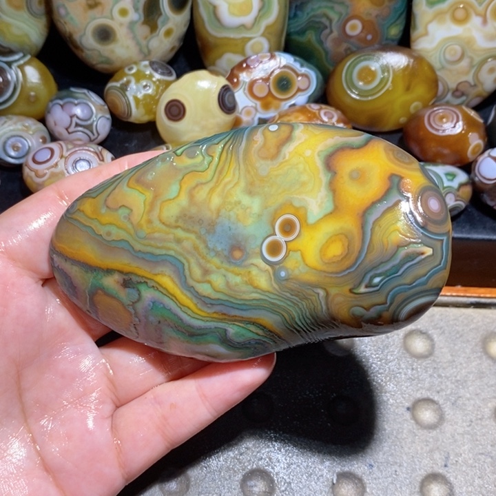未镶嵌玛瑙/玉髓珠宝半成品206