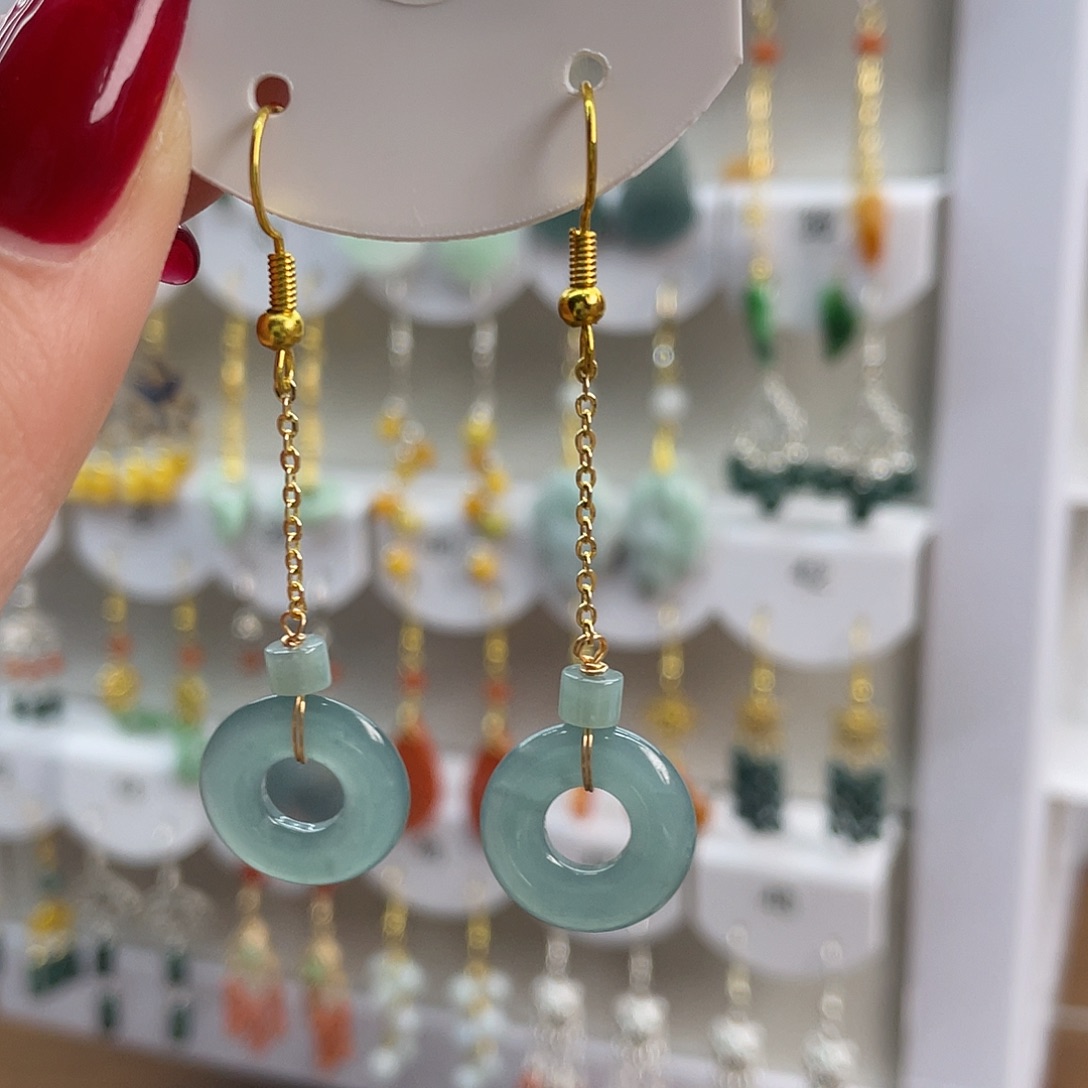 翡翠未镶嵌耳饰66