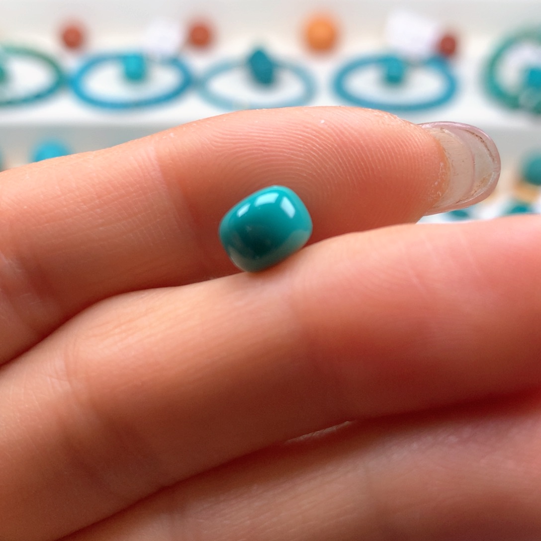 绿松石配饰未镶嵌