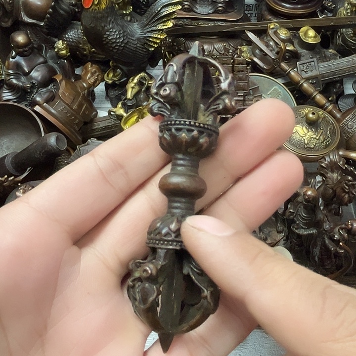 铜鑫铜德，铜器摆件