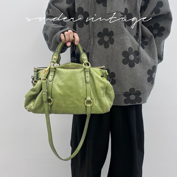 95新 MIU MIU/缪缪 缪缪草绿色机车包