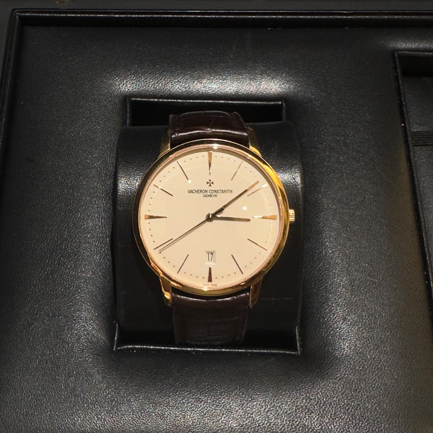99新 Vacheron Constantin/江诗丹顿 传承系列85180/000R
