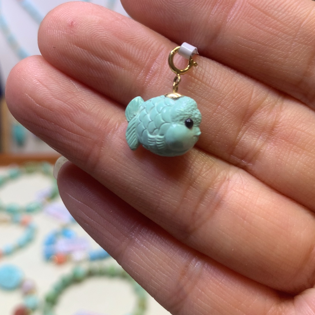 绿松石18K金镶嵌挂件