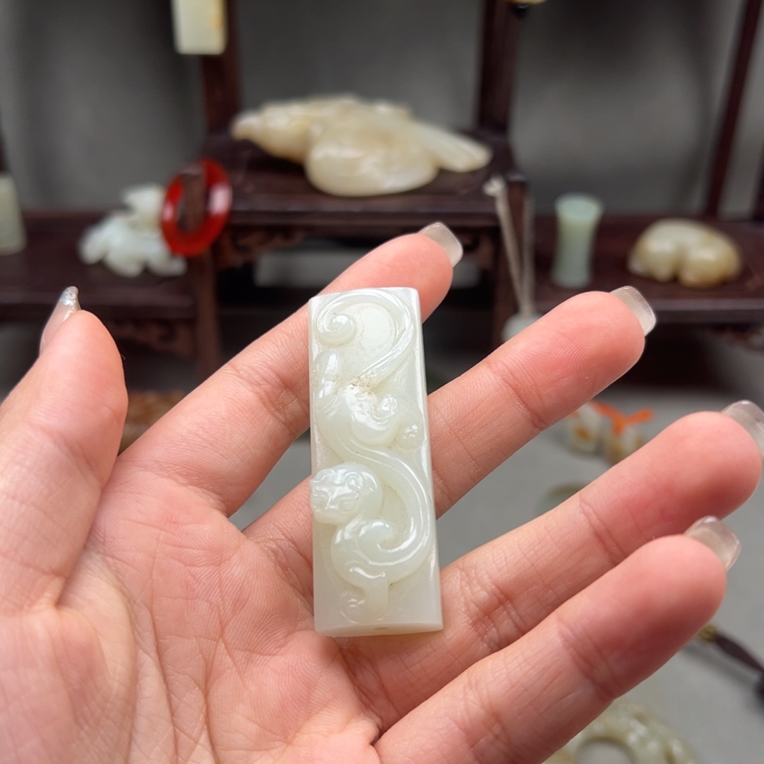 负****和田玉未镶嵌挂件