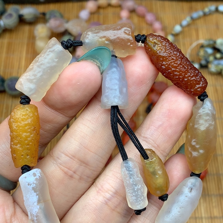 玛瑙/玉髓未镶嵌珠宝半成品