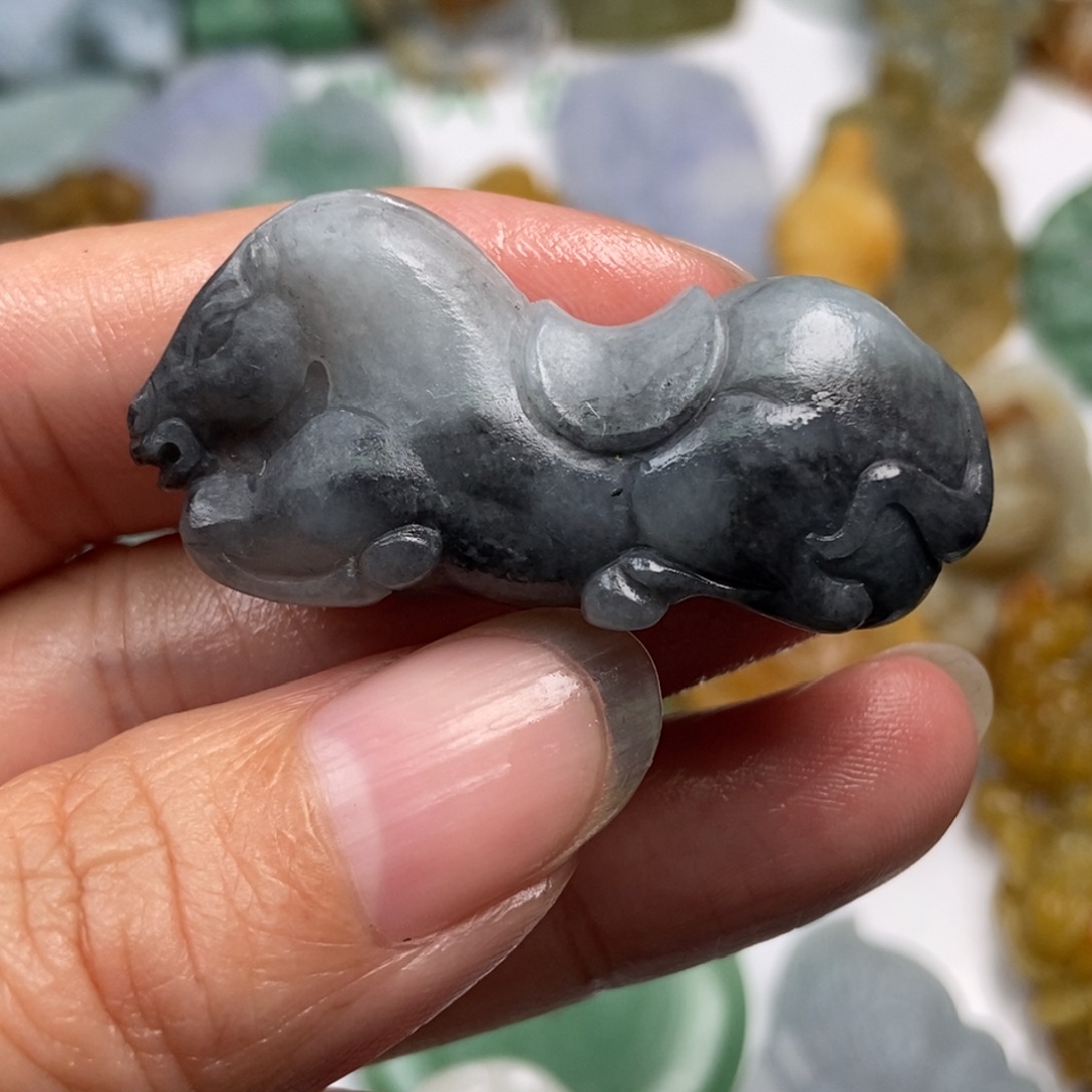 定制翡翠未镶嵌翡翠