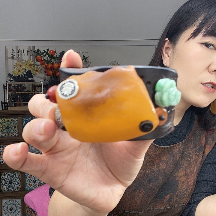 蜜蜡手镯未镶嵌手镯