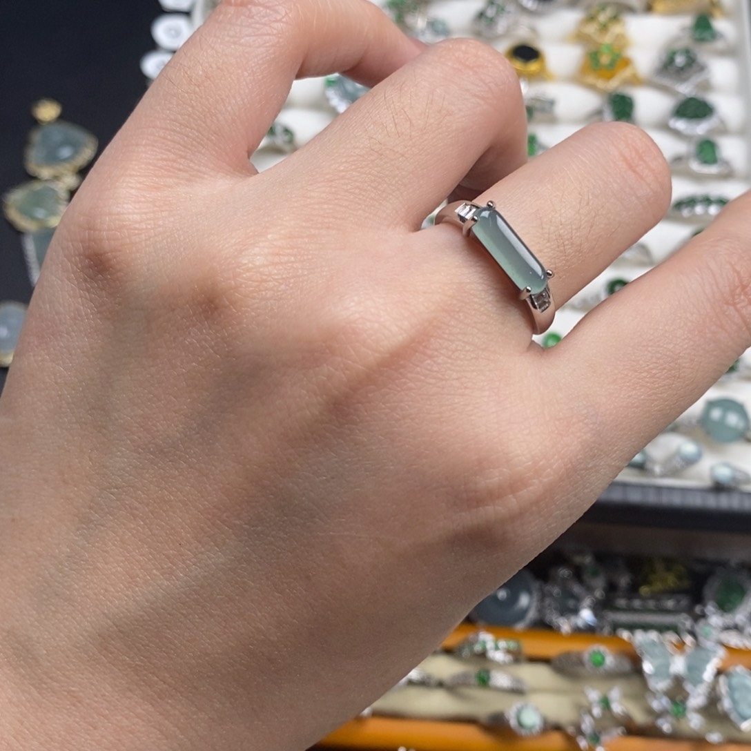 未镶嵌挂件翡翠翡翠