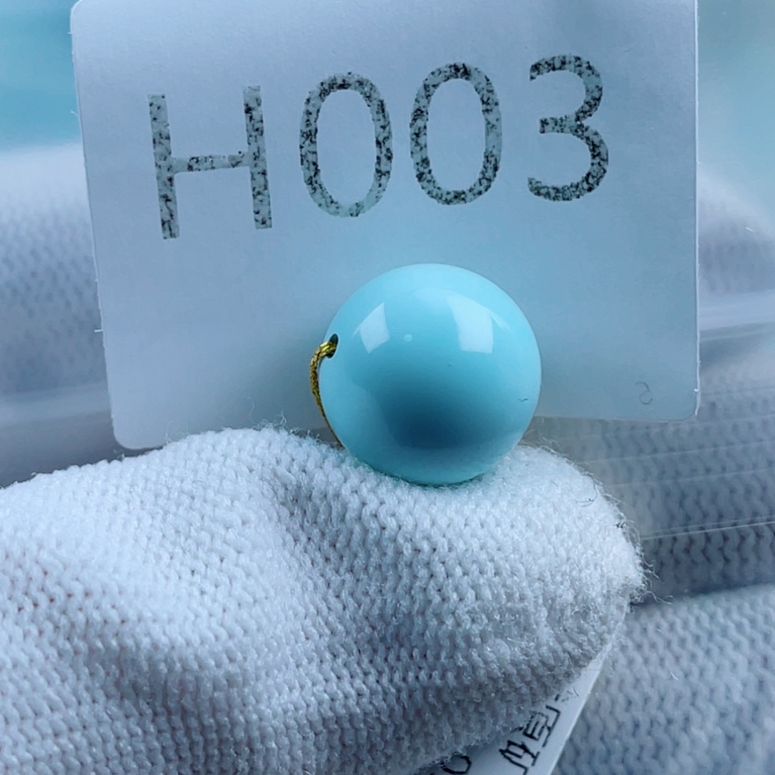 玉***雨绿松石未镶嵌珠宝奇石