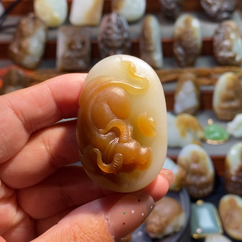 【闪购商品】和田玉（糖玉）吊坠未镶嵌