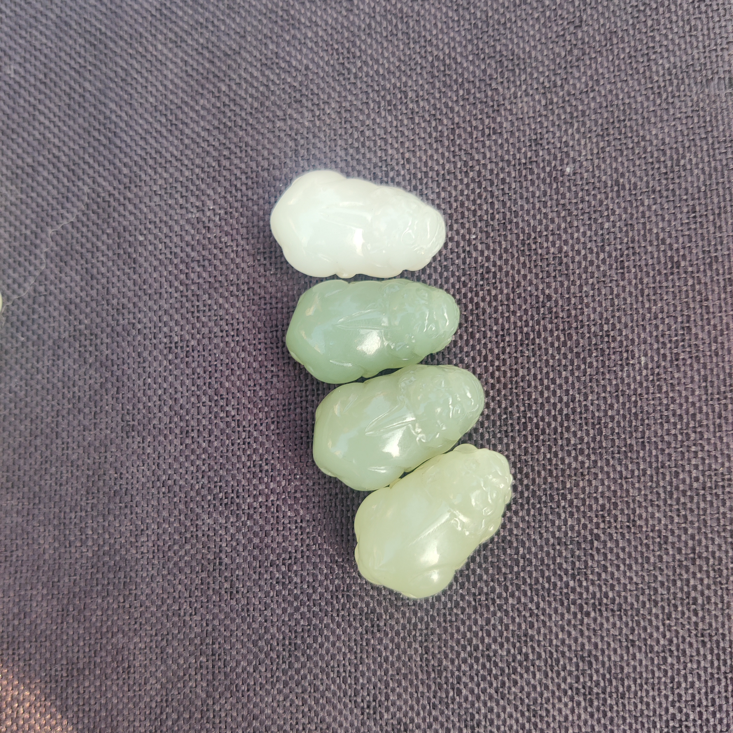 和田玉貔貅吊坠多样性拍一发一
