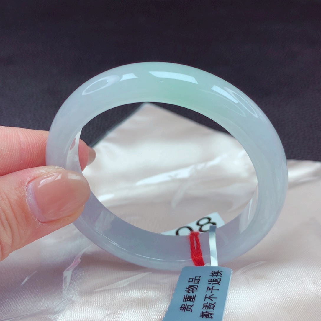 翡翠手镯未镶嵌手镯88