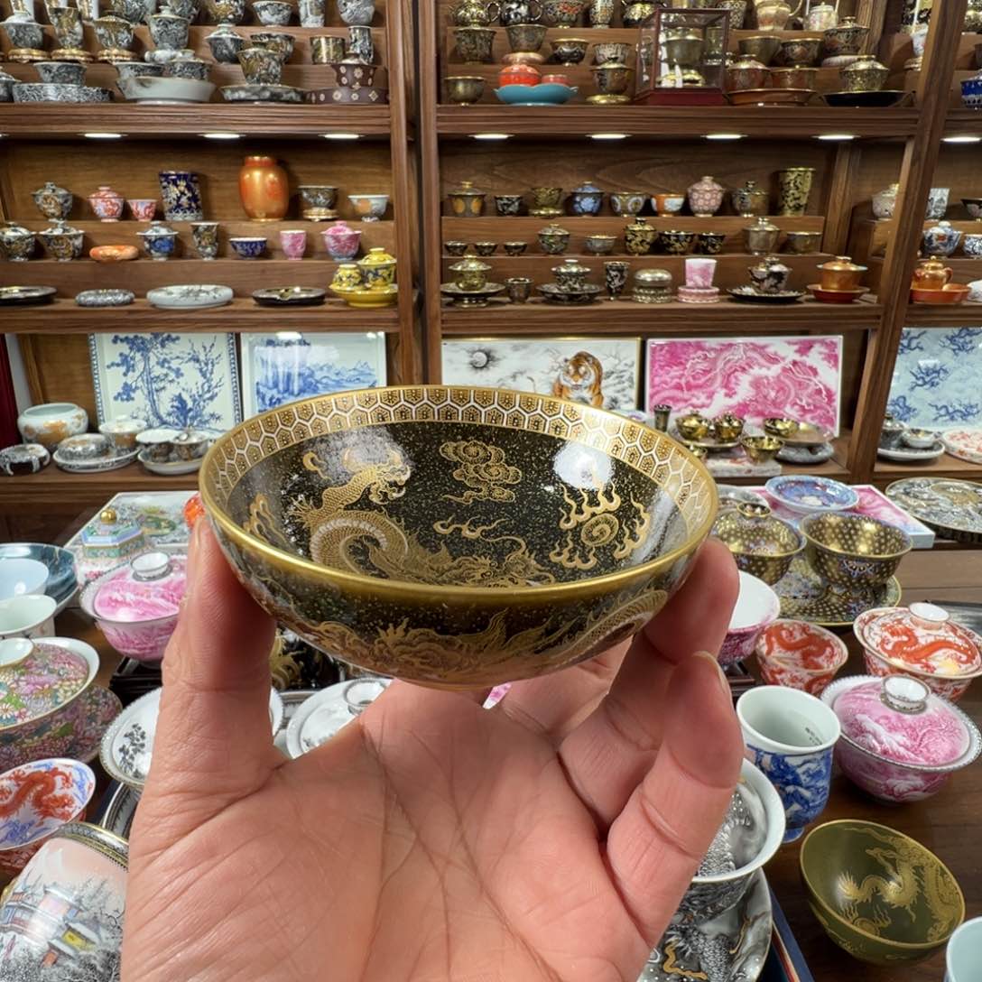 茶叶沫结晶釉错金银龙纹普洱杯