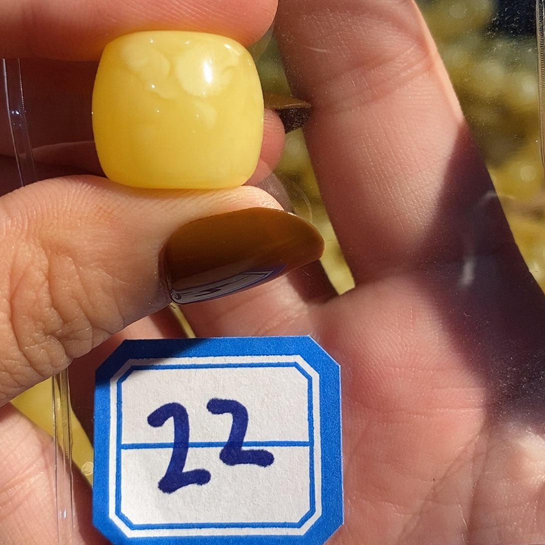 未镶嵌琥珀珠宝奇石22