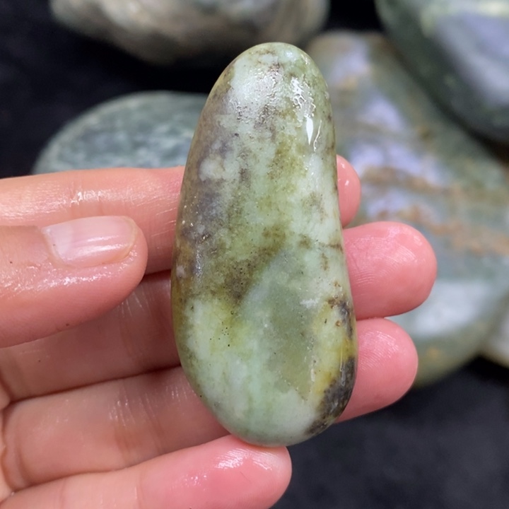 未镶嵌和田玉（糖玉）挂件
