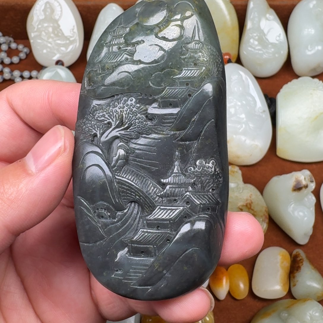 和田玉未镶嵌颈饰