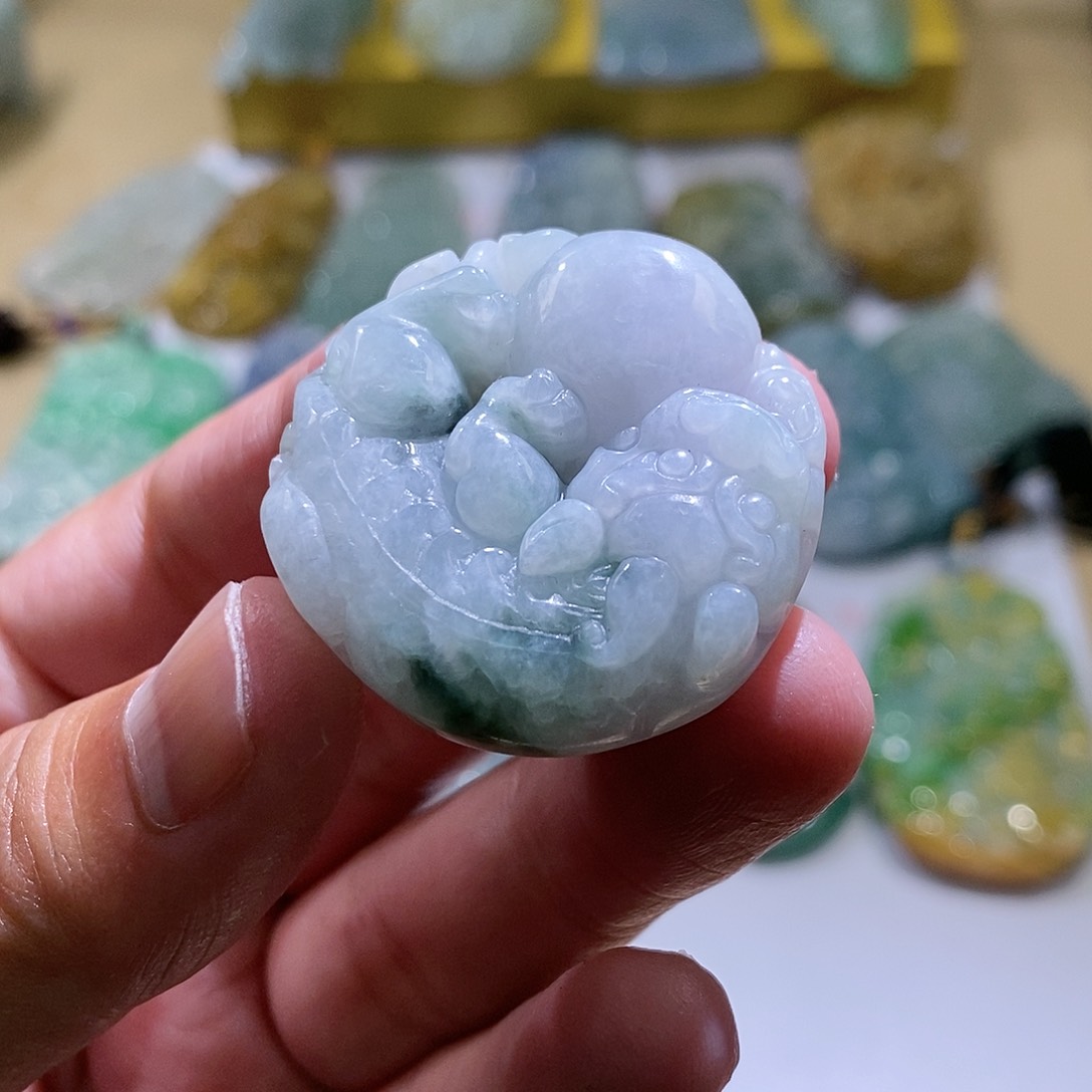 【闪购商品】翡翠颈饰未镶嵌貔貅