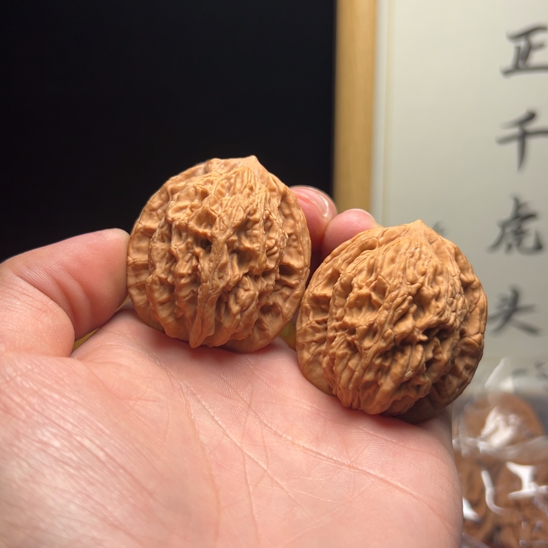 一***猫吊坠文玩核桃虎头