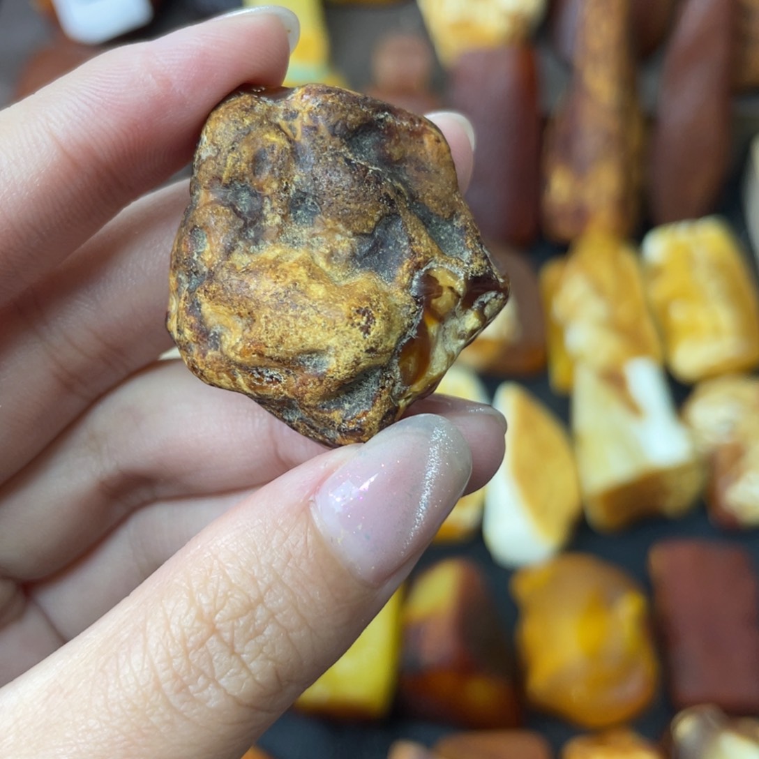 定制蜜蜡徐*稳花蜡原石