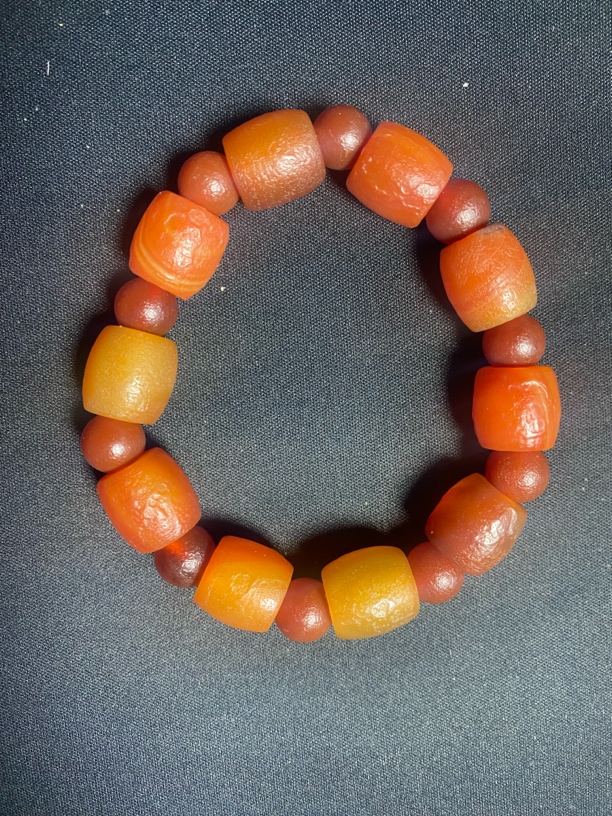 纯天然红玛瑙手串路路通红红火火