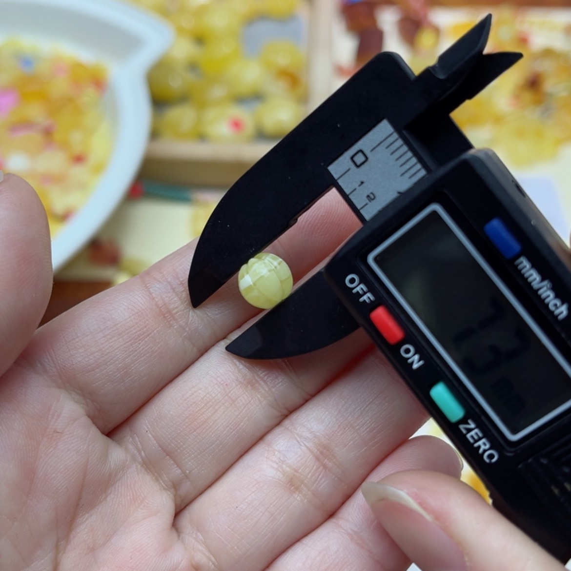 【闪购商品】蜜蜡裸石未镶嵌配饰