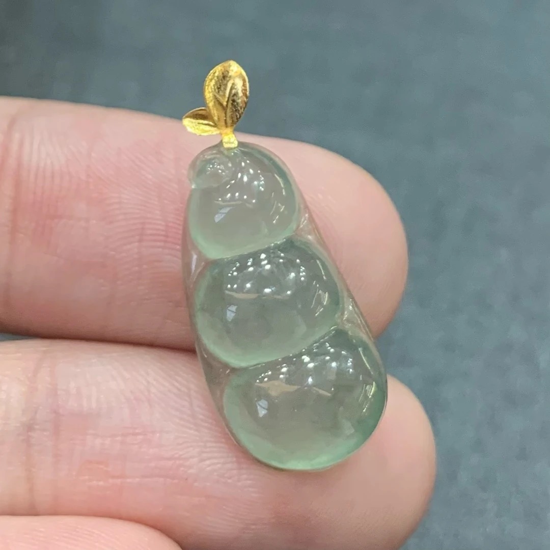 八七珠宝天然翡翠HK金镶冰种福豆 多样性发一件