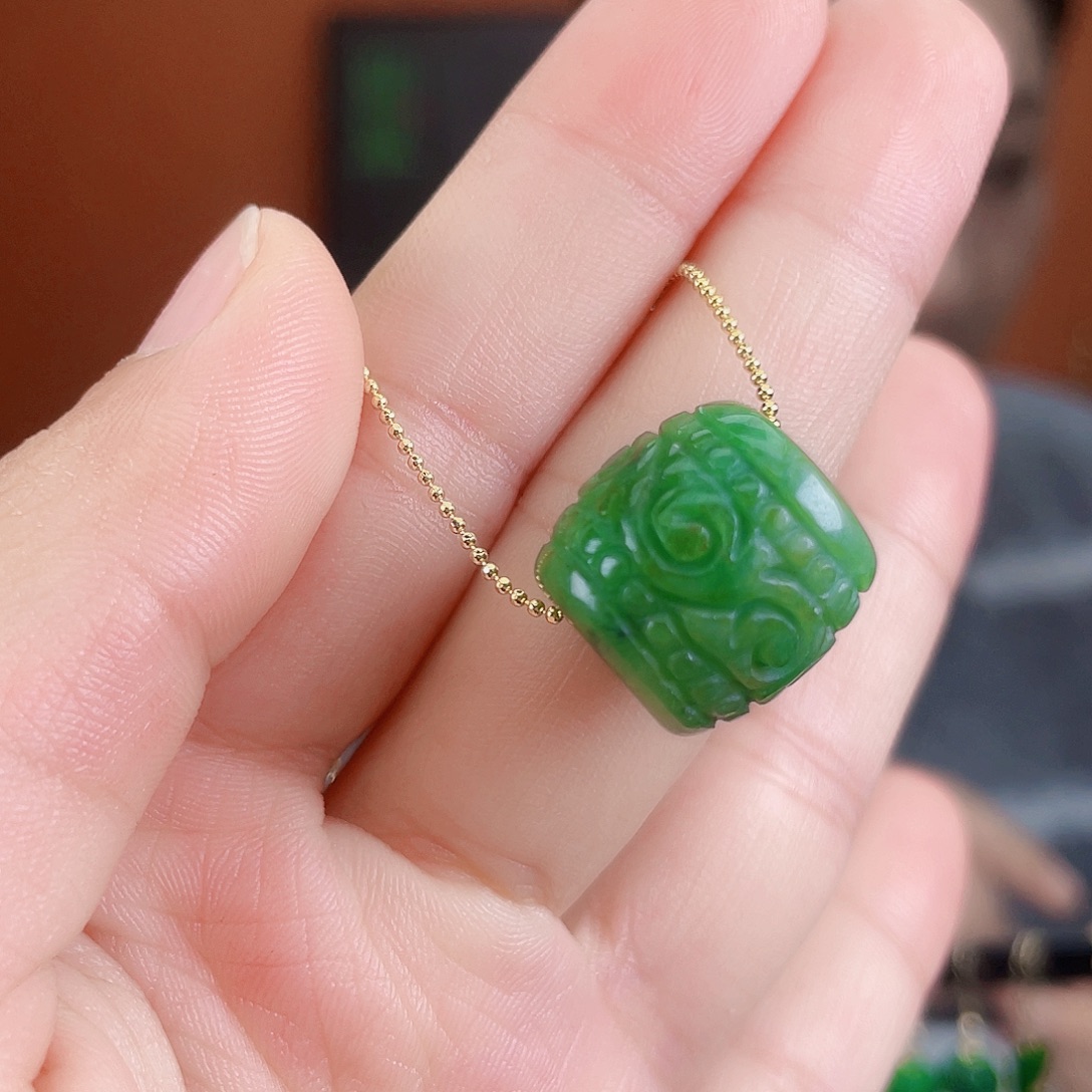 翡翠未镶嵌耳饰饰品