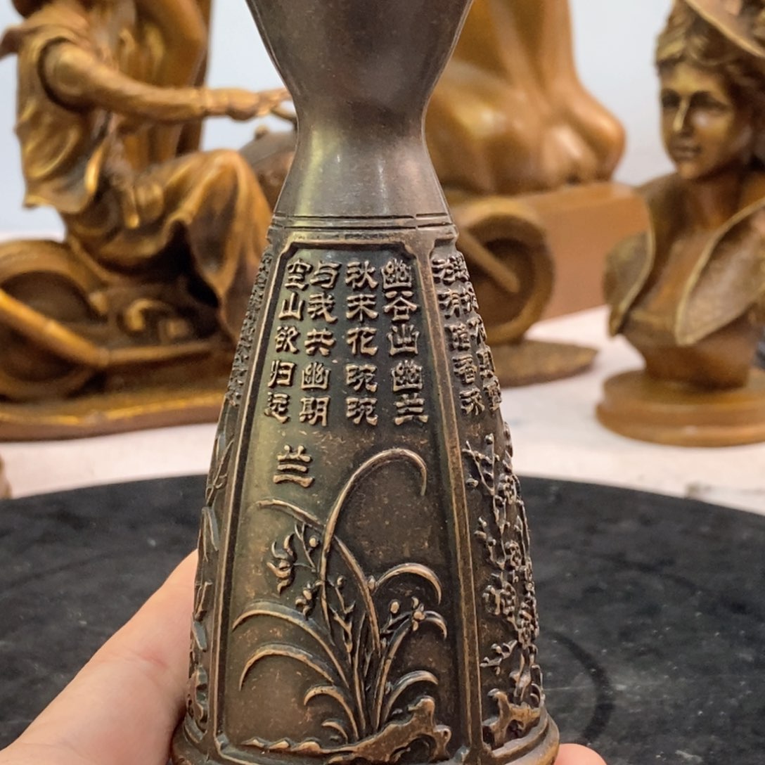 黄铜材质，分酒器一个
