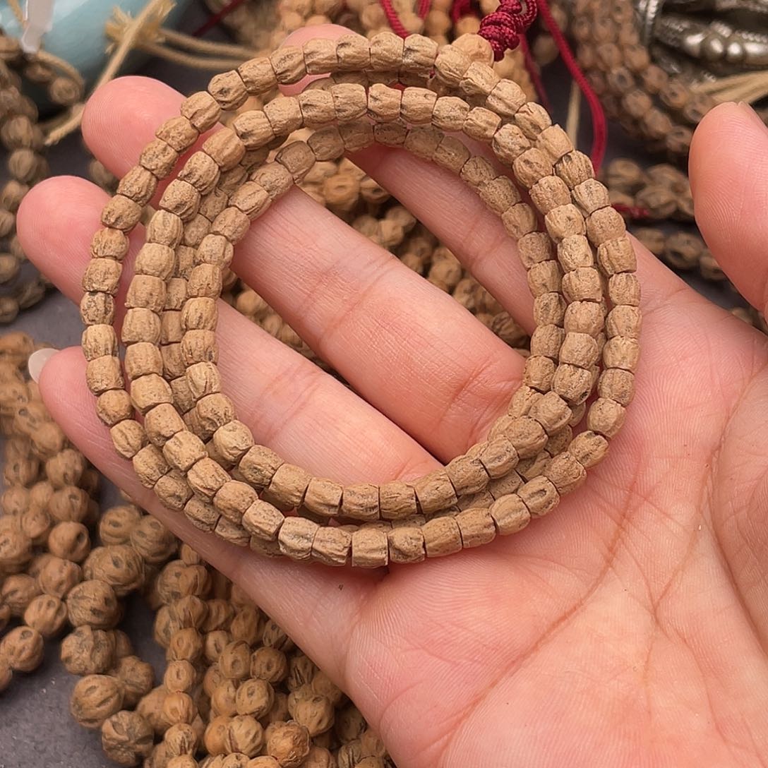 无***租柏香籽/百香籽把件