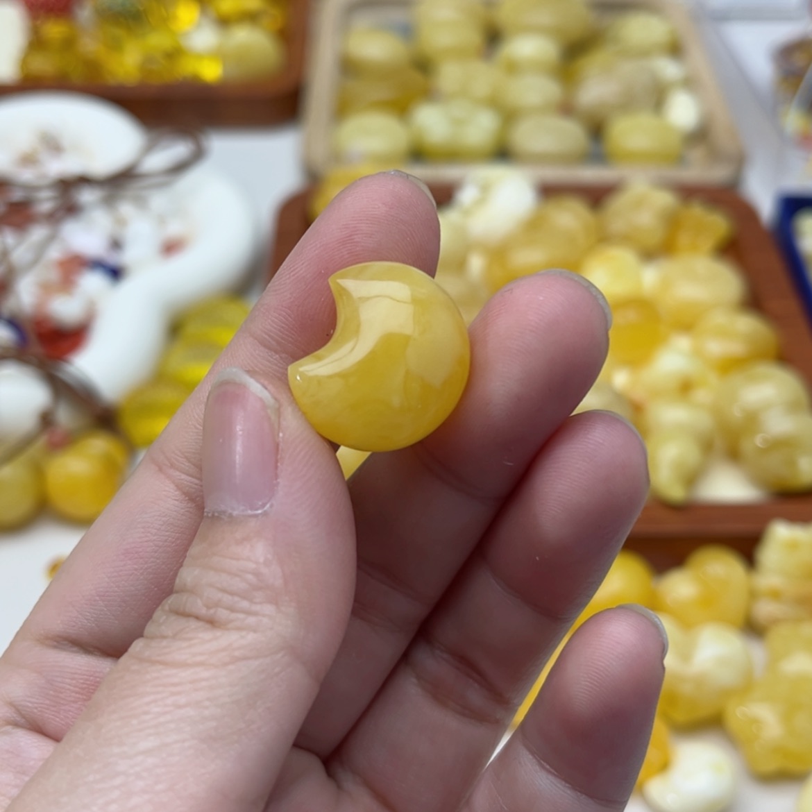 【闪购商品】未镶嵌蜜蜡裸石定制