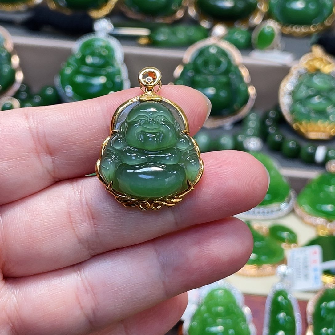 和田玉（碧玉）颈饰18K金镶嵌粉绿猫眼佛公23