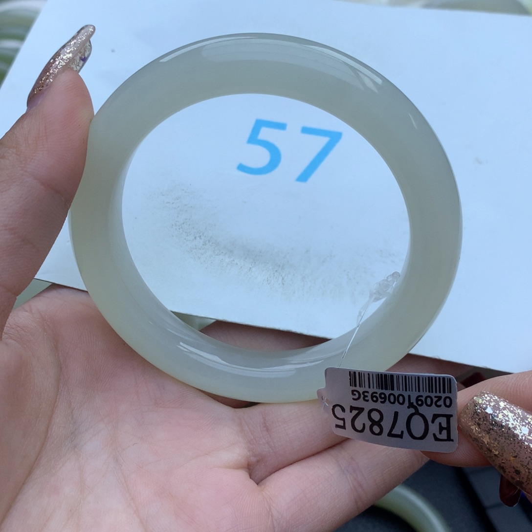 和田玉手镯未镶嵌@*