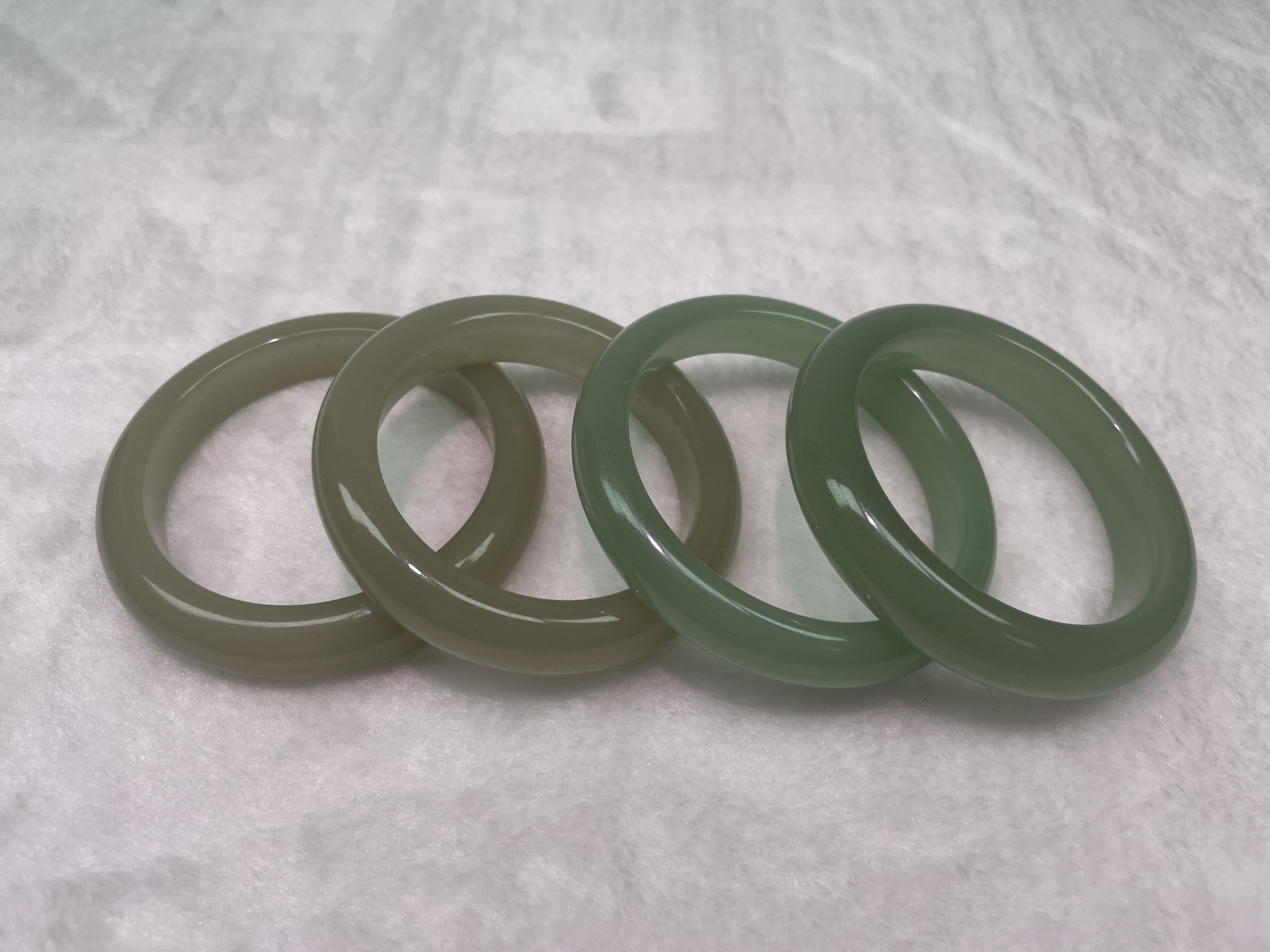 【工厂补贴】新疆东陵玉正圈手镯油青色温柔 多样性发其一【Z23】