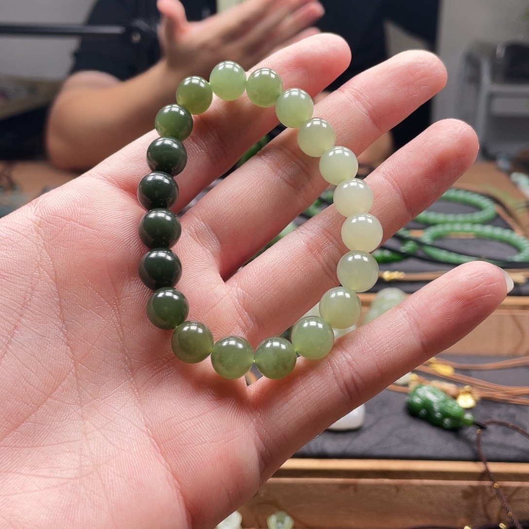 和田玉未镶嵌手串多样性发一