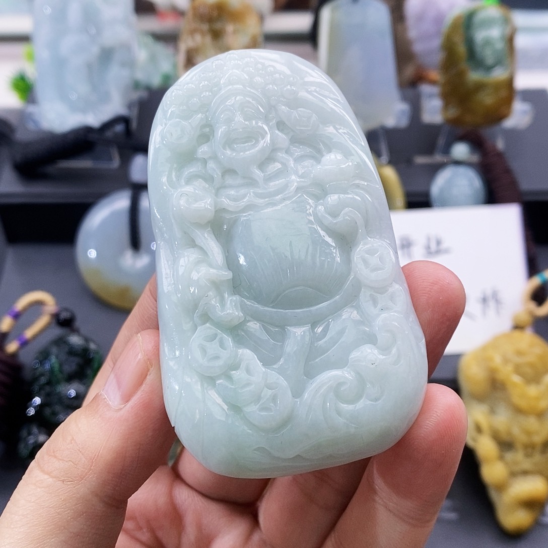 颈饰未镶嵌翡翠财神