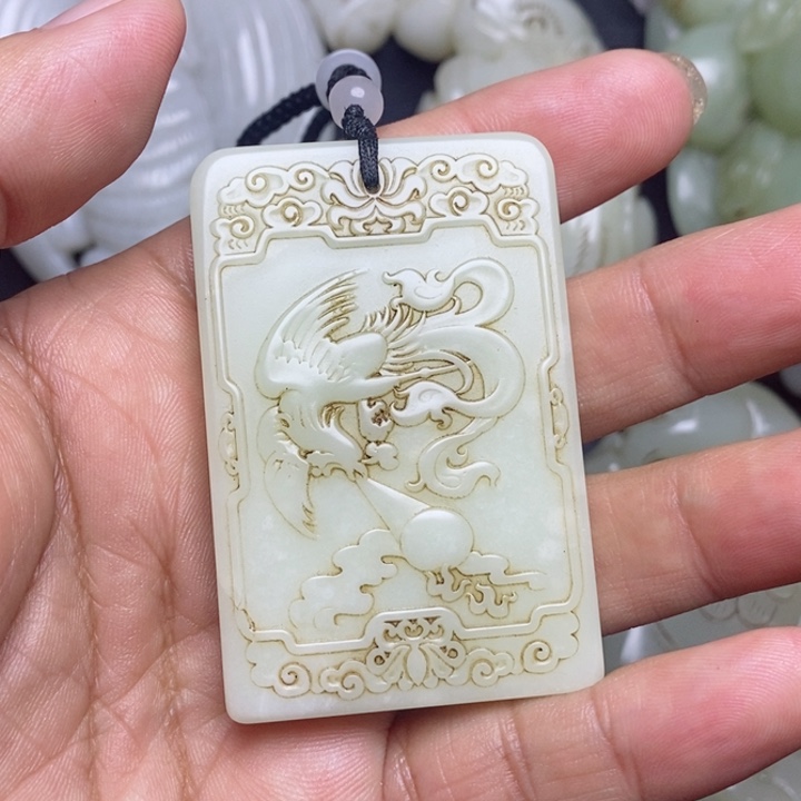 和田玉颈饰未镶嵌?***?