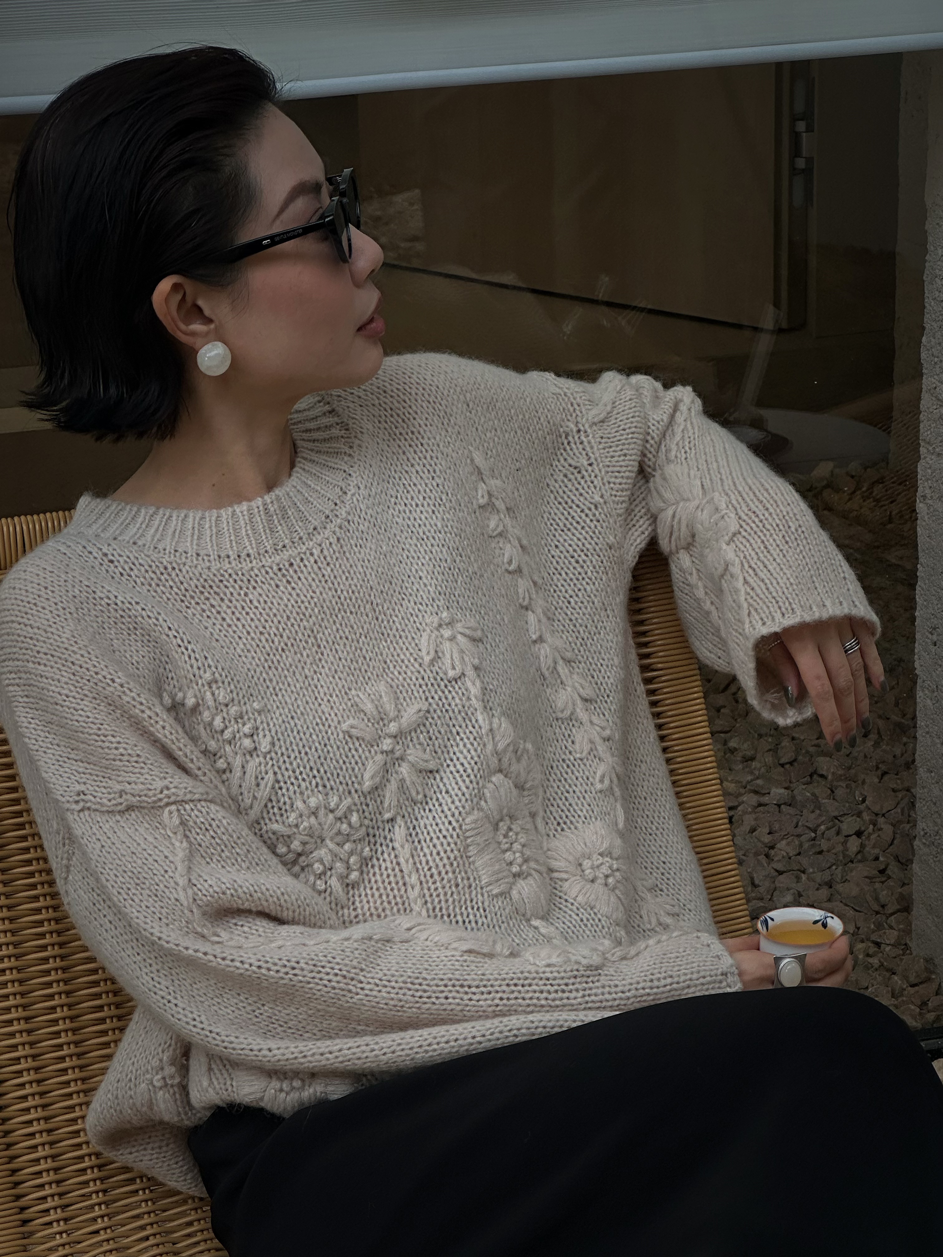 WUWUSTUDIO【素织】慵懒感立体花朵手工刺绣针织软糯毛衣上衣3586